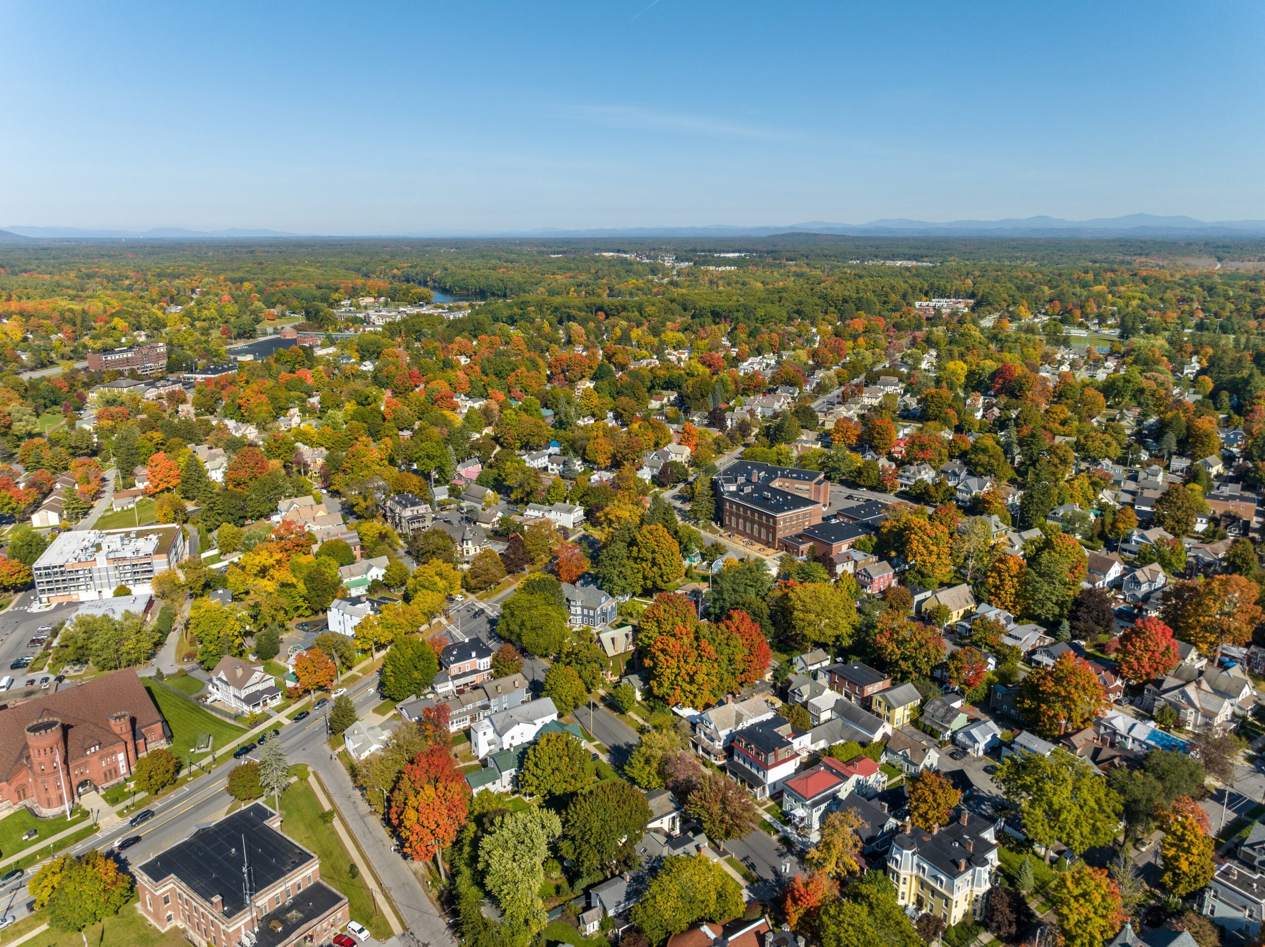 Early,Afternoon,Autumn,Aerial,Photo,View,Of,Saratoga,Springs,New